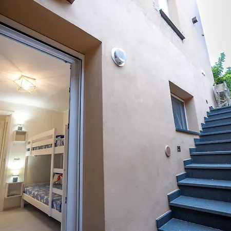 Semesterbostad Liliana - Ancora - Esclusivo Con Accesso Diretto *